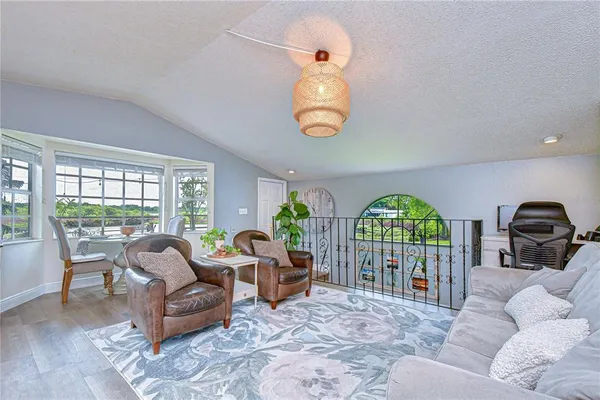 $600,000 | 1216 Brandon Lakes Avenue, Valrico, FL 33594