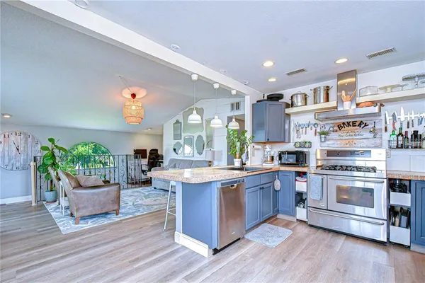 $600,000 | 1216 Brandon Lakes Avenue, Valrico, FL 33594