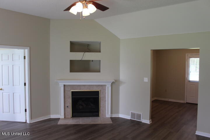 179 Dry Field Road Byhalia, MS 38611 - Photo 3 of 20 IMG_7206 (1)