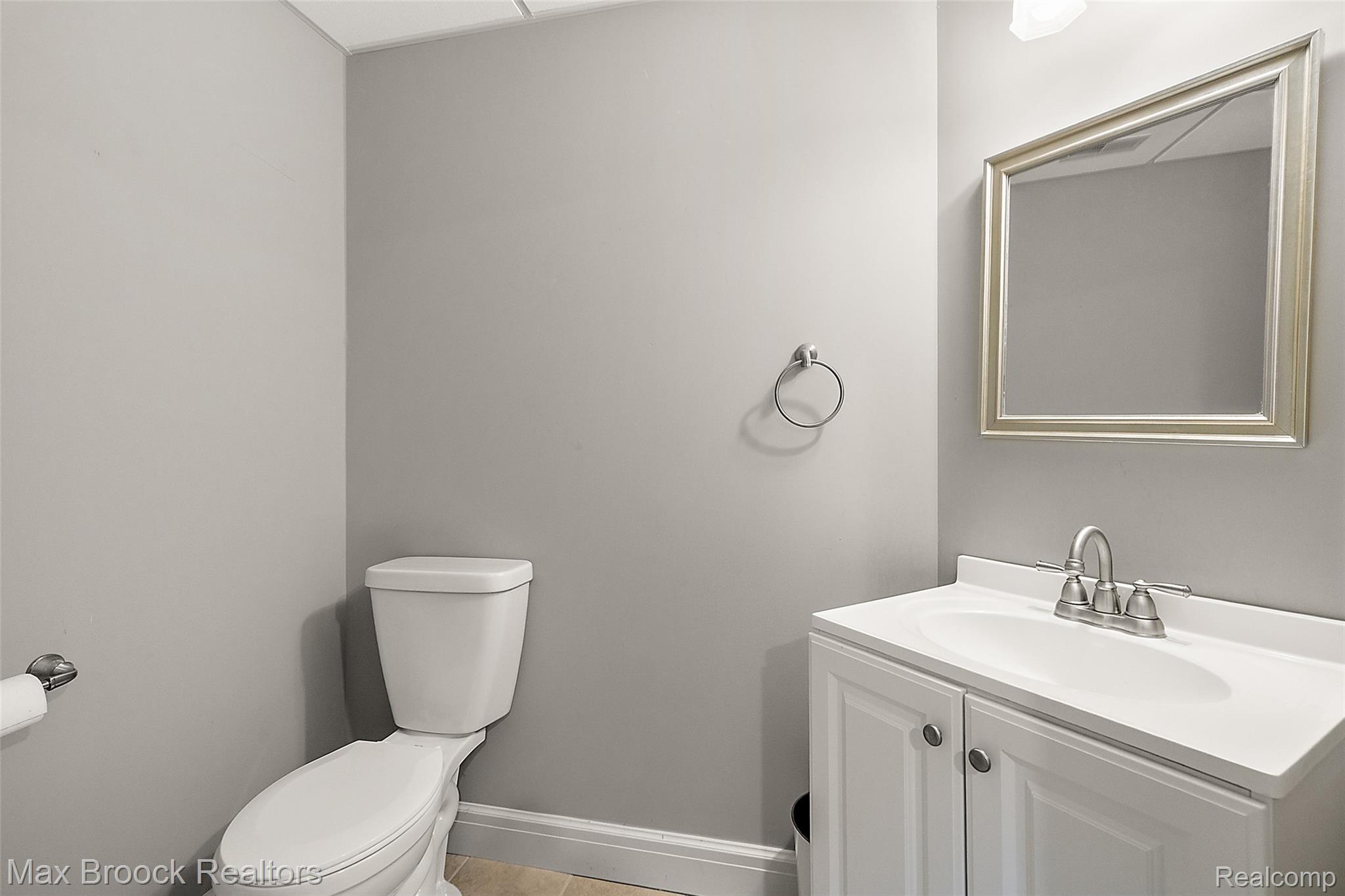 612 7th Street Rochester, MI 48307 - Photo 27 of 36 612 Seventh St-85.jpg