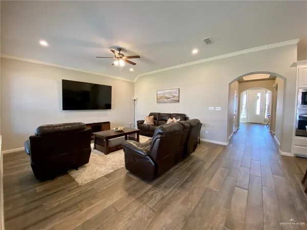 $2,420 | 5208 Escondido Pass, McAllen, TX 78504