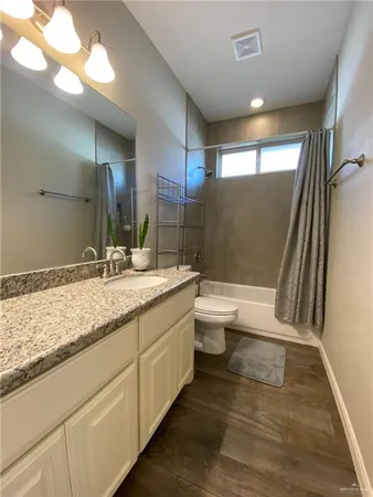 $2,420 | 5208 Escondido Pass, McAllen, TX 78504