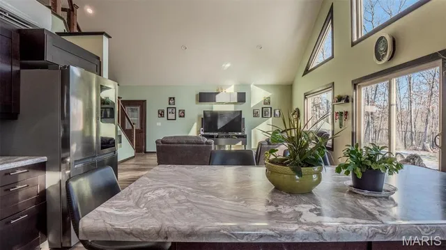 $484,000 | 2101 Vly Crk Drive, Owensville, MO 65066