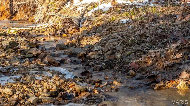 $484,000 | 2101 Vly Crk Drive, Owensville, MO 65066