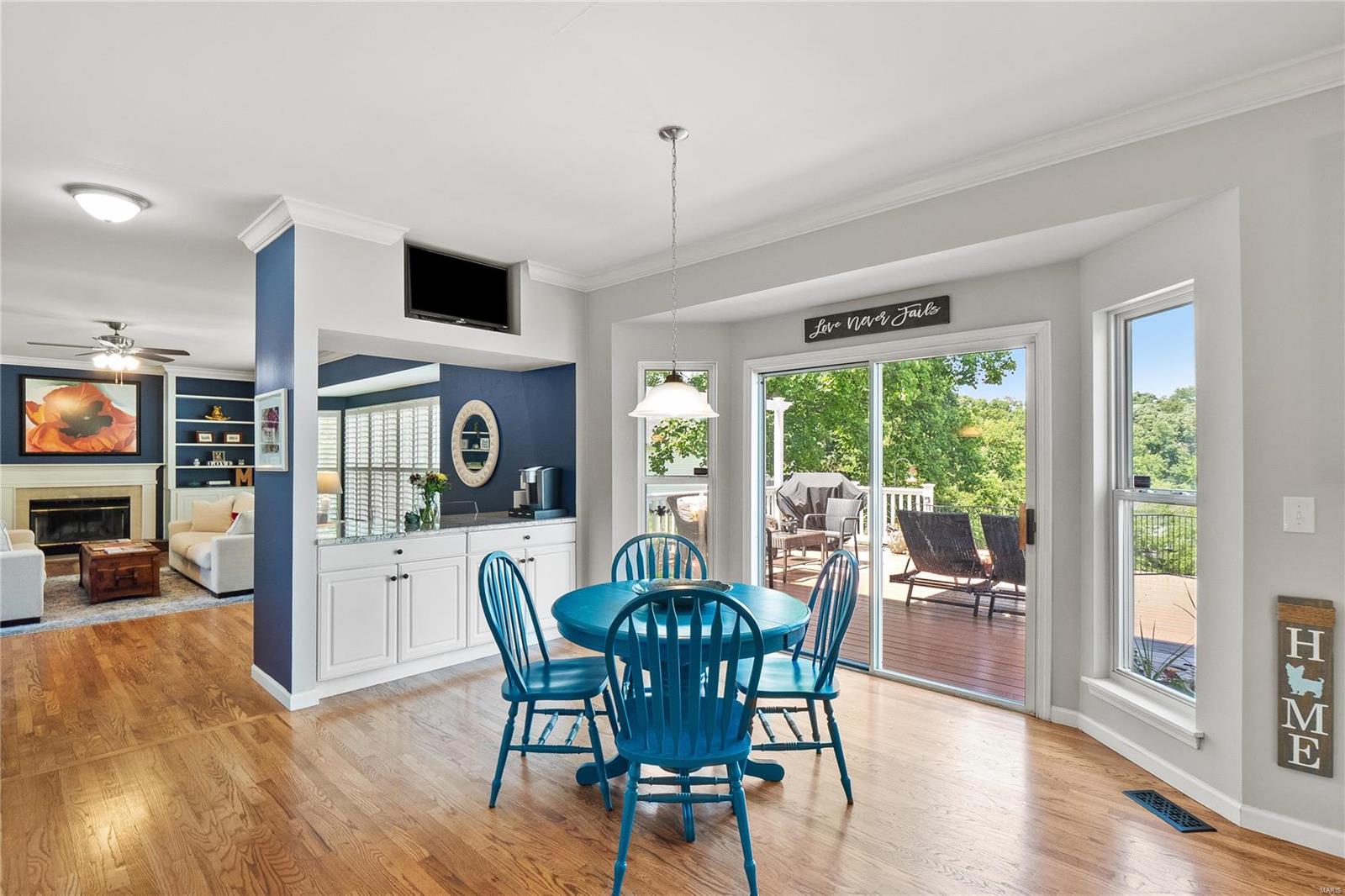 817 Castle Forest Court Ballwin, MO 63021 - Photo 16 of 68