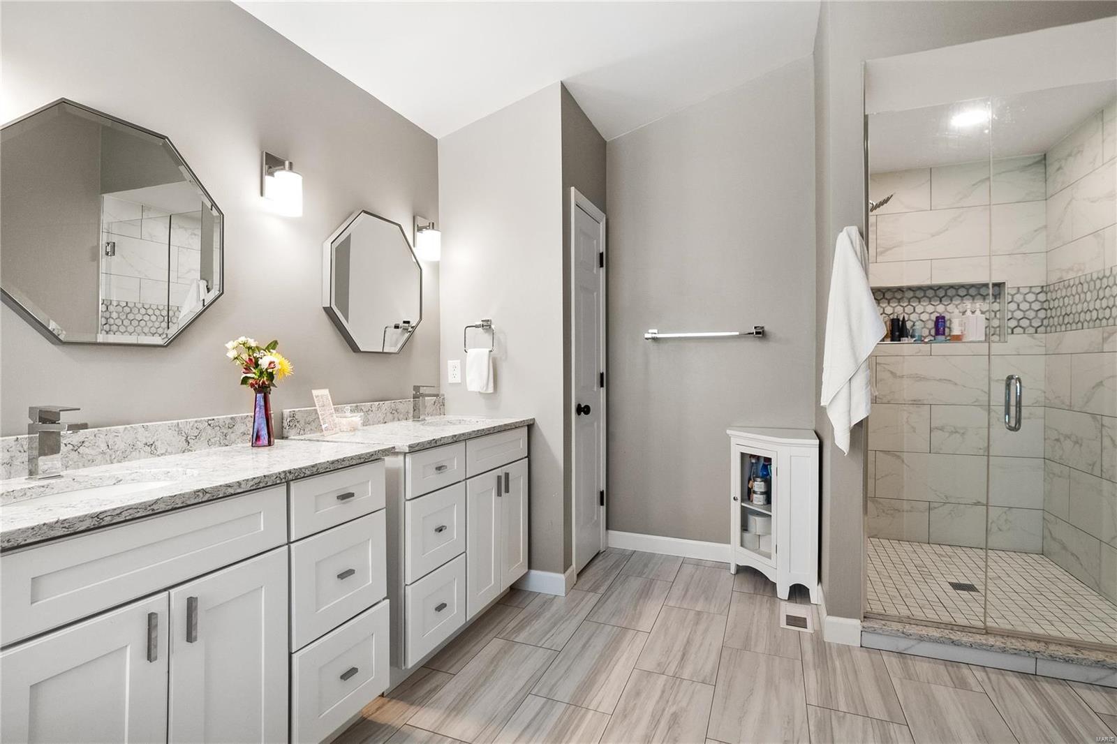 817 Castle Forest Court Ballwin, MO 63021 - Photo 36 of 68