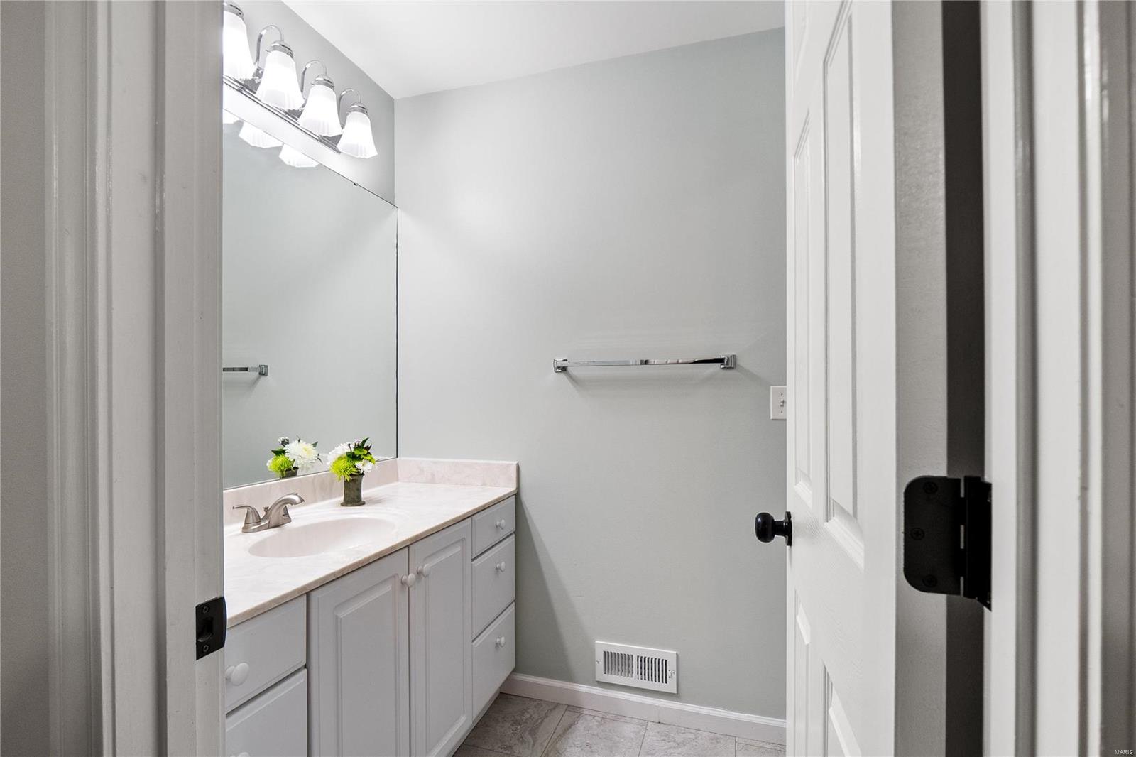 817 Castle Forest Court Ballwin, MO 63021 - Photo 39 of 68