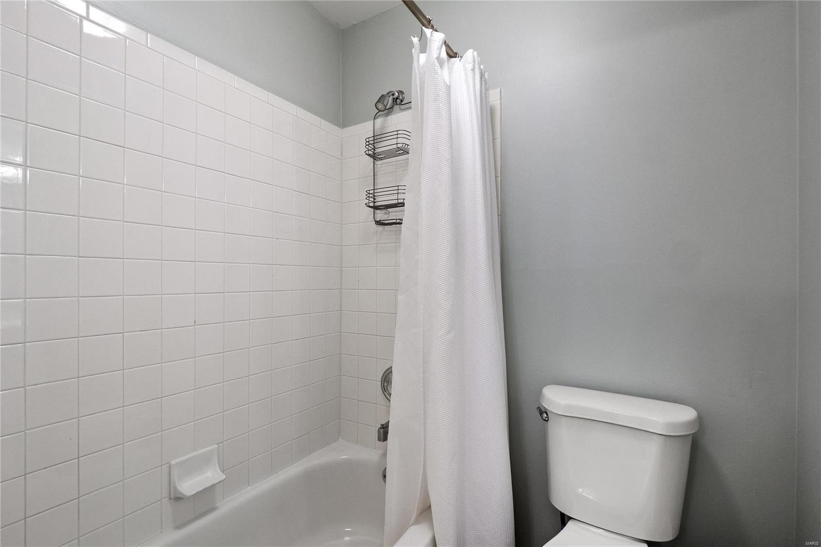 817 Castle Forest Court Ballwin, MO 63021 - Photo 40 of 68