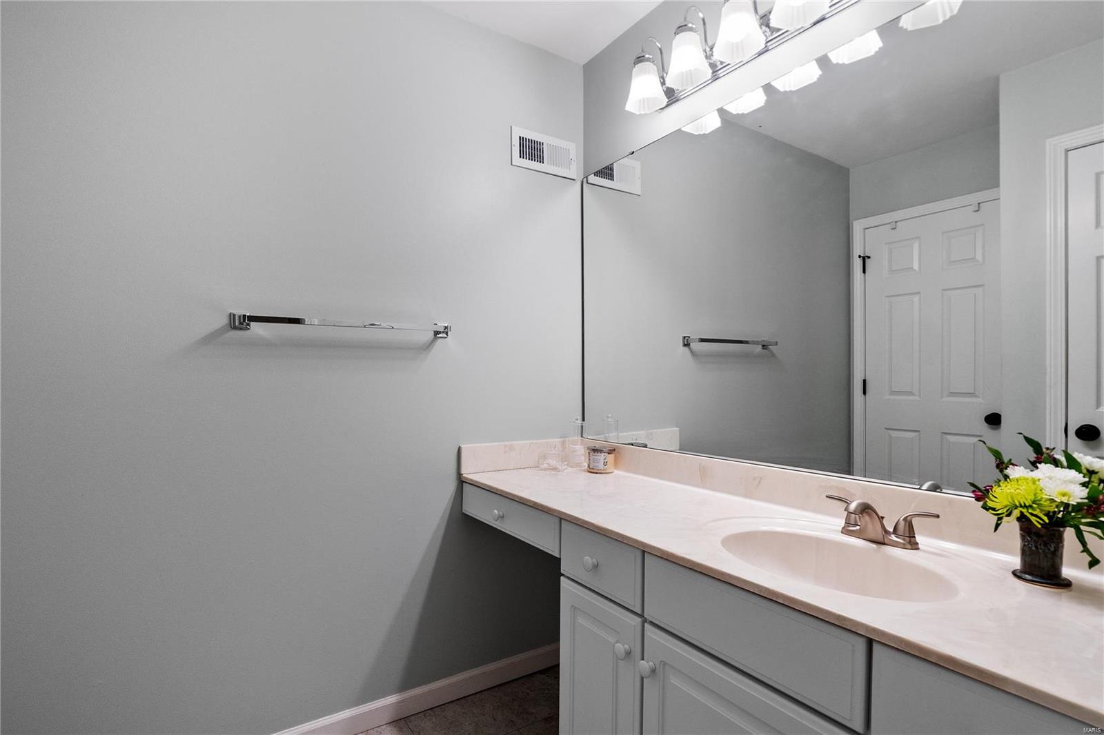 817 Castle Forest Court Ballwin, MO 63021 - Photo 41 of 68