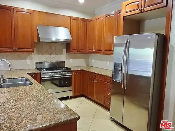 $4,250 | 1135 South Shenandoah Street, Unit A, Los Angeles, CA 90035