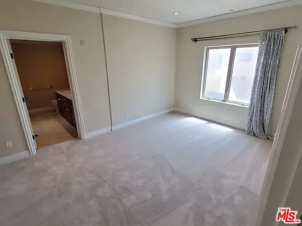 $4,250 | 1135 South Shenandoah Street, Unit A, Los Angeles, CA 90035