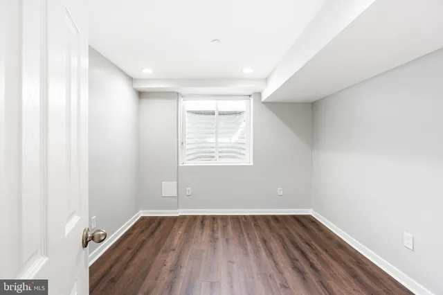 $3,000 | 2122 Sears Street, Philadelphia, PA 19146