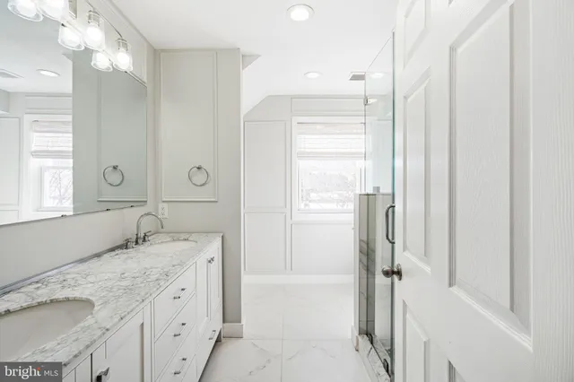 $3,000 | 2122 Sears Street, Philadelphia, PA 19146