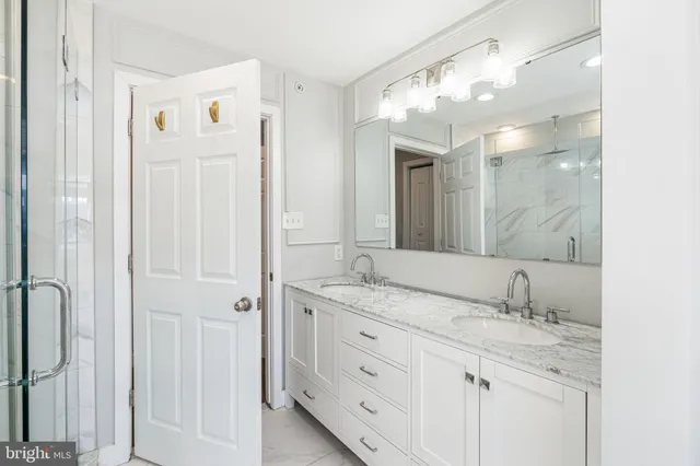 $3,000 | 2122 Sears Street, Philadelphia, PA 19146