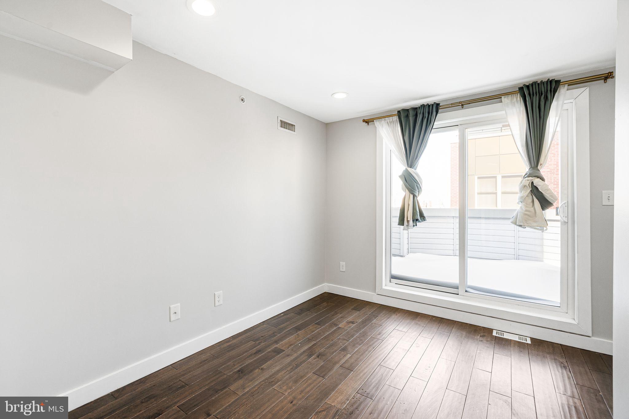 2122 Sears Street Philadelphia, PA 19146 - Photo 27 of 31