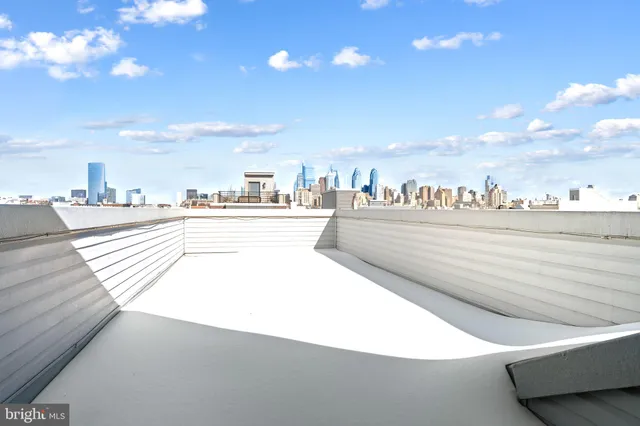 $3,000 | 2122 Sears Street, Philadelphia, PA 19146