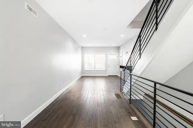 $3,000 | 2122 Sears Street, Philadelphia, PA 19146