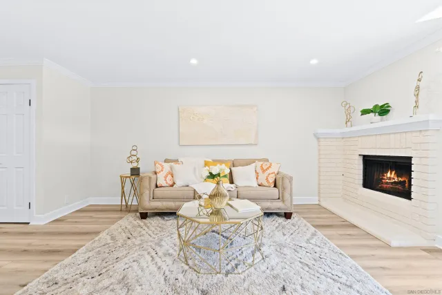 $849,000 | 8870 Villa La Jolla Drive, Unit 210, La Jolla, CA 92037