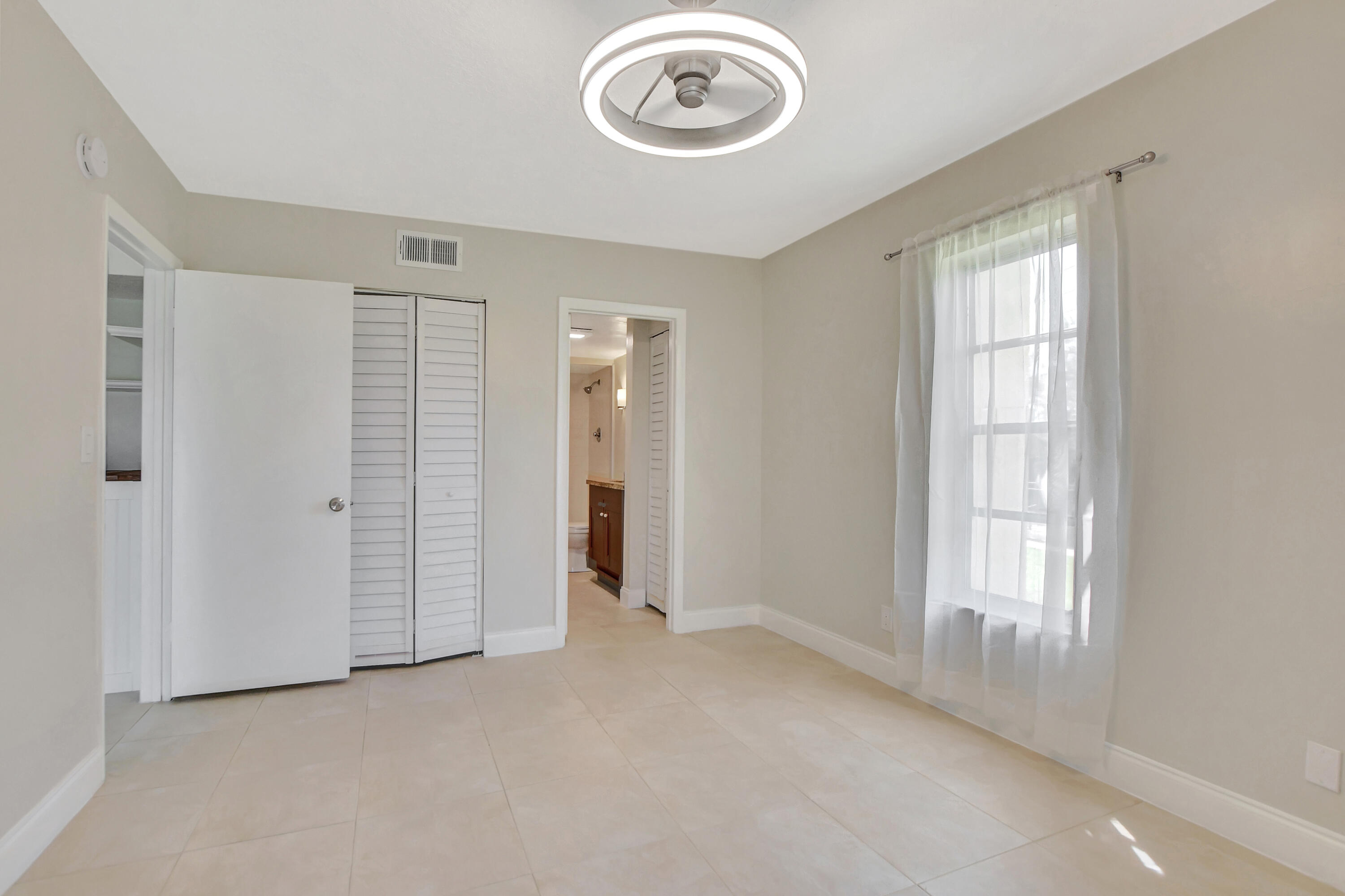 450 Northwest 20th Street, Unit 2020 Boca Raton, FL 33431 - Photo 12 of 29 6-print-DSC_0471