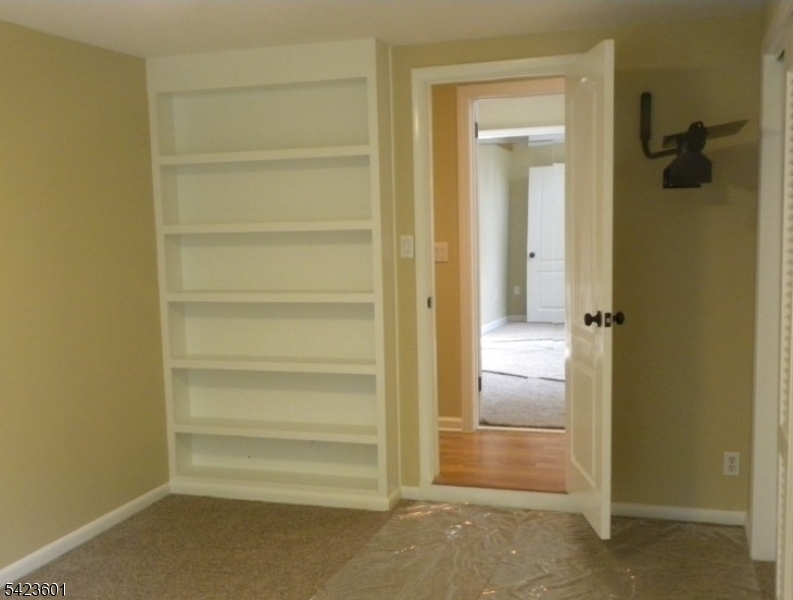 19 Crescent Road Wayne, NJ 07470 - Photo 10 of 16