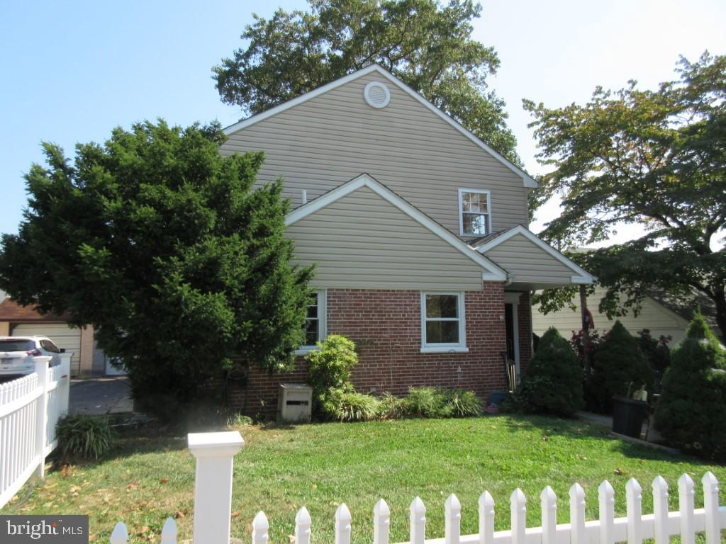 9255 Exeter Road Philadelphia, PA 19114 - Photo 2 of 30 Gallery Image 2