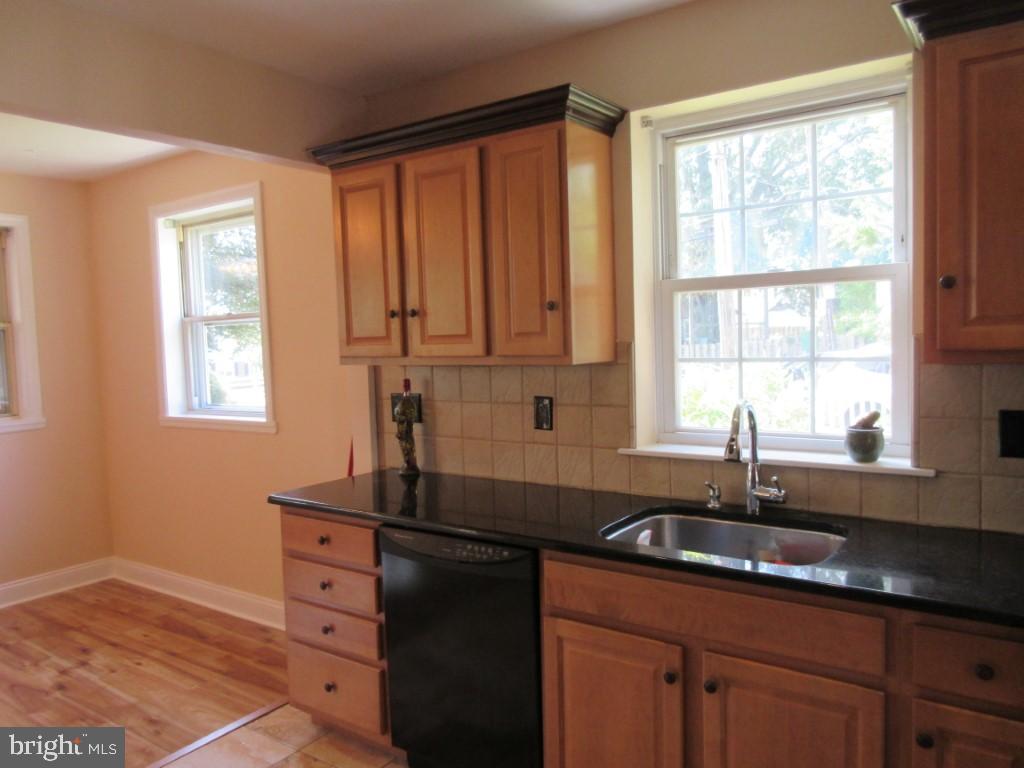9255 Exeter Road Philadelphia, PA 19114 - Photo 14 of 30 Gallery Image 14