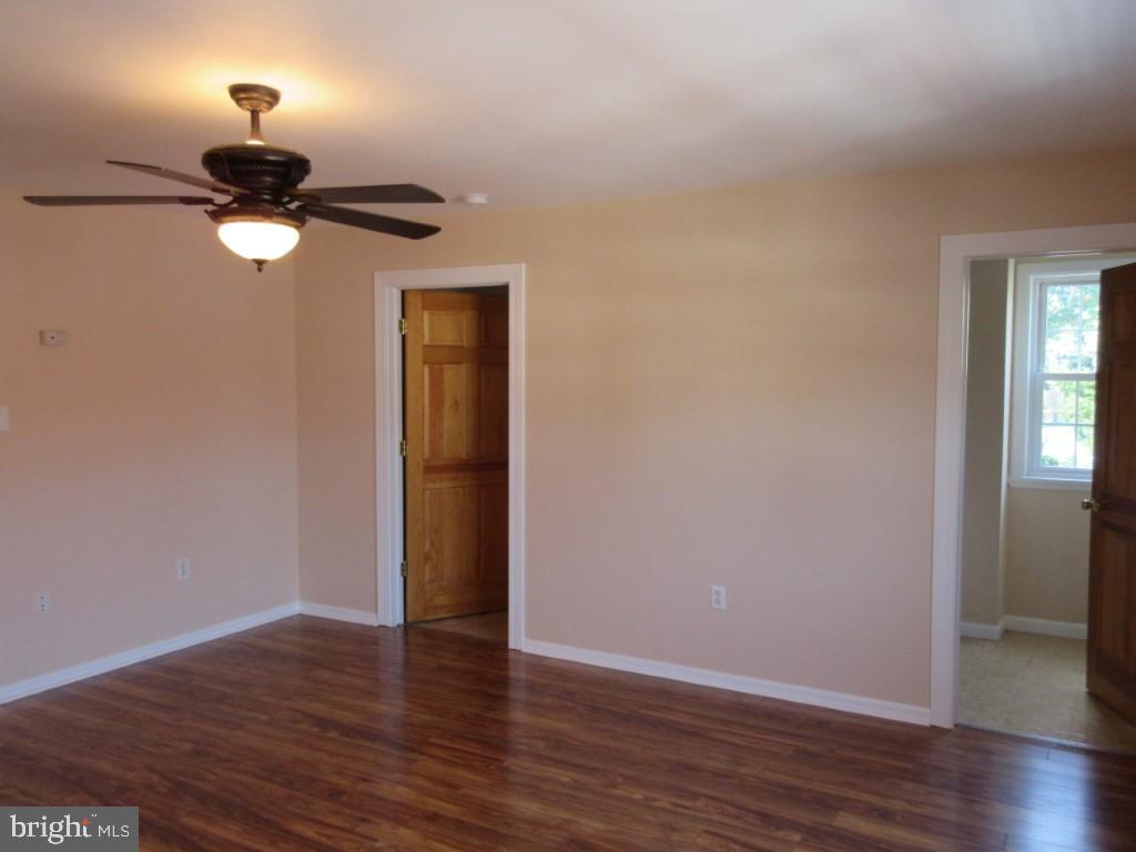 9255 Exeter Road Philadelphia, PA 19114 - Photo 28 of 30 Gallery Image 28
