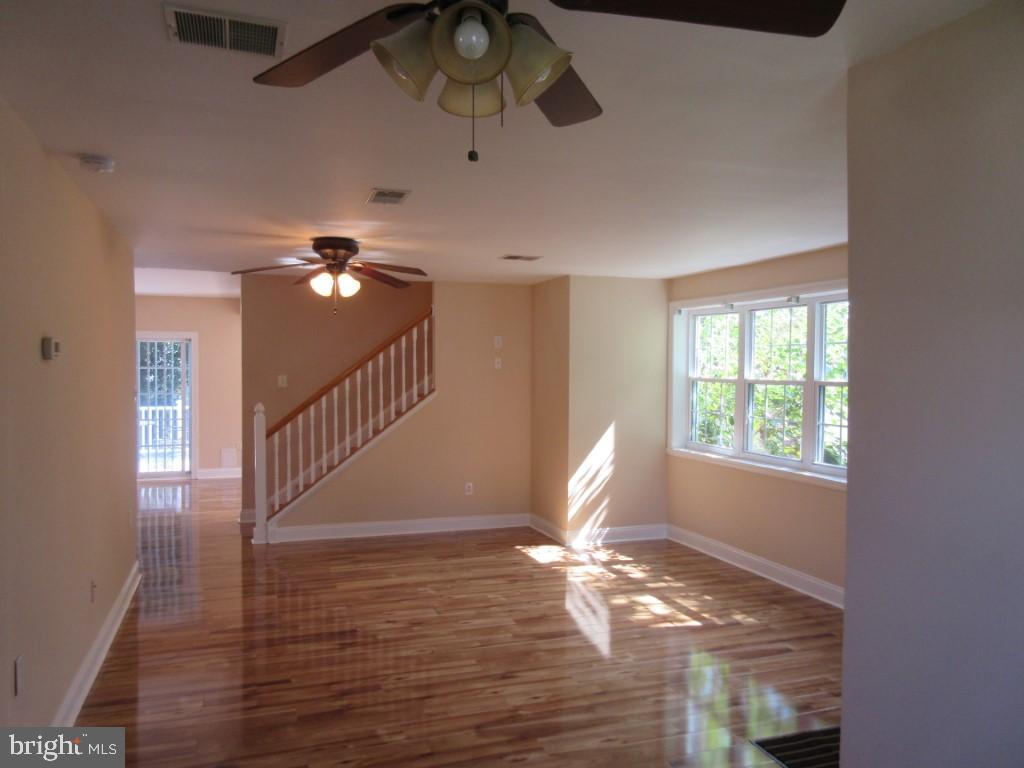 9255 Exeter Road Philadelphia, PA 19114 - Photo 8 of 30 Gallery Image 8