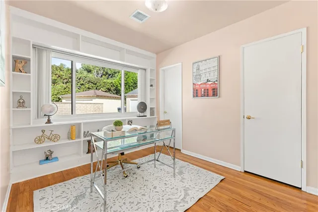 $1,249,000 | 2324 Harold Circle, Burbank, CA 91504