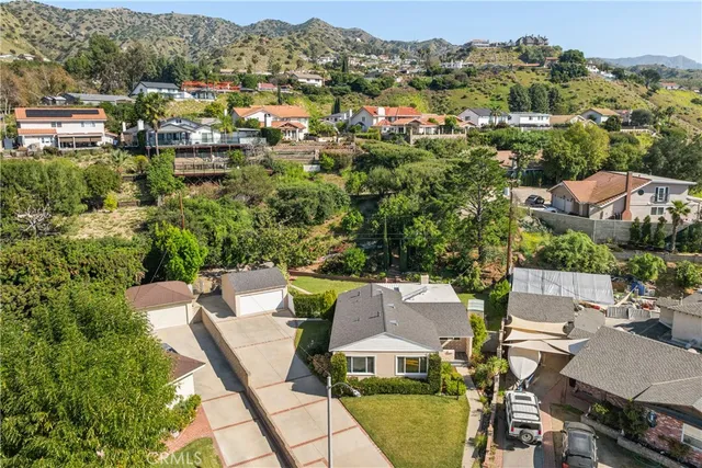 $1,249,000 | 2324 Harold Circle, Burbank, CA 91504