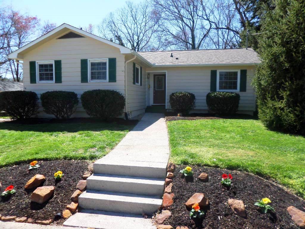 137 Georgia Avenue Oak Ridge, TN 37830 - Photo 1 of 30 137 Georgia Avenue.JPG
