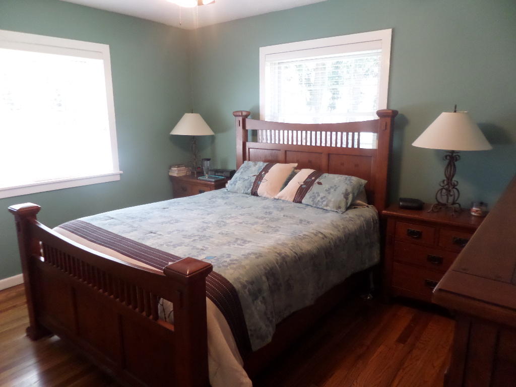 137 Georgia Avenue Oak Ridge, TN 37830 - Photo 13 of 30 Master Bedroom