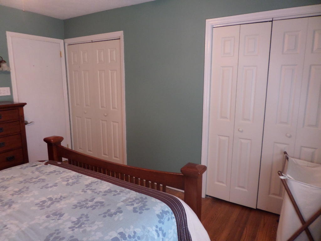 137 Georgia Avenue Oak Ridge, TN 37830 - Photo 14 of 30 Master Bedroom