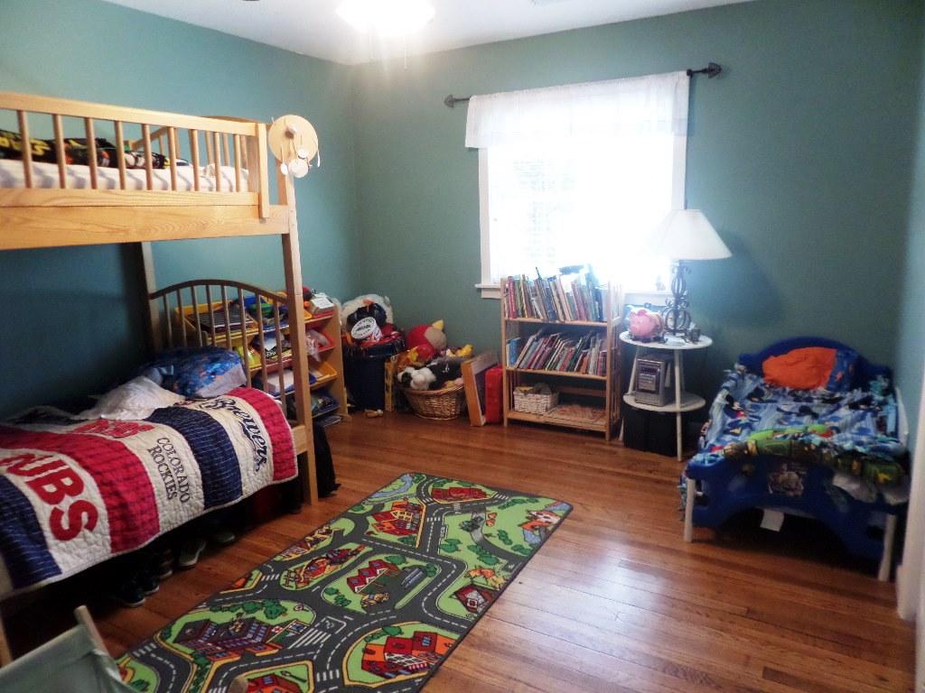 137 Georgia Avenue Oak Ridge, TN 37830 - Photo 17 of 30 Second Bedroom