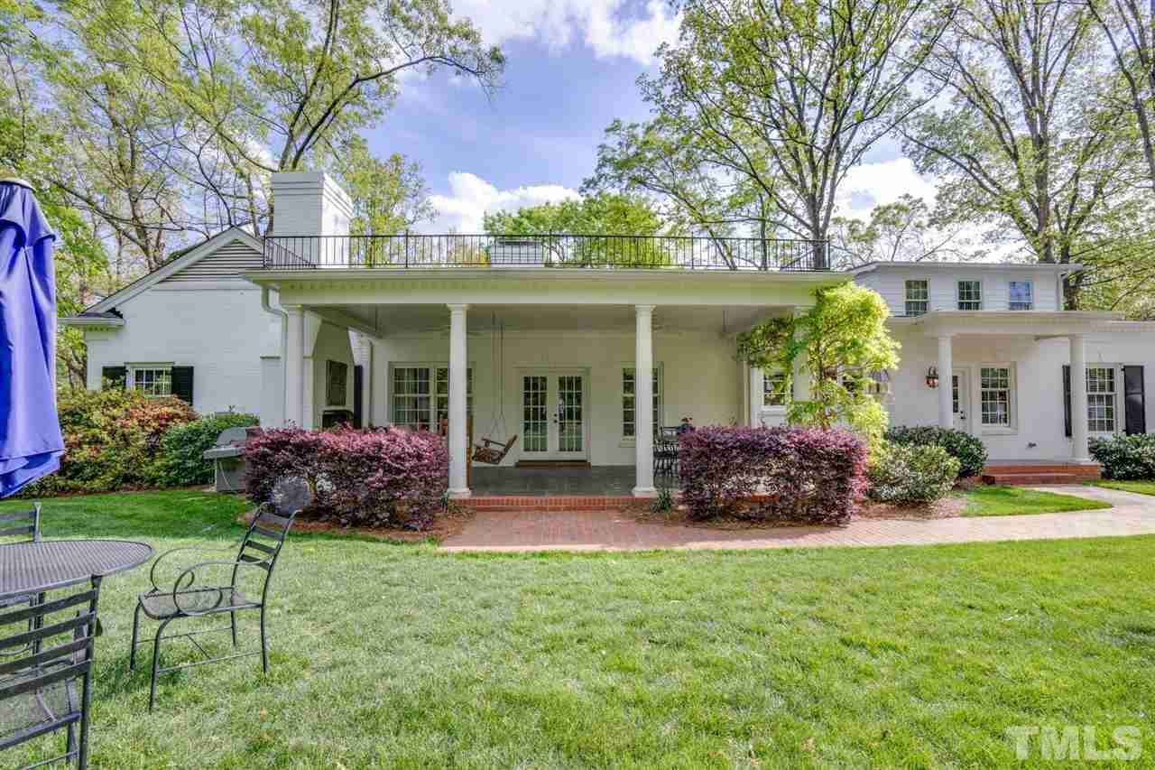 700 Yarmouth Road Raleigh, NC 27607 - Photo 4 of 25 a front view of a house with garden and porch