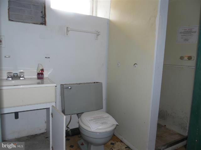 6703 North Point Road Baltimore, MD 21219 - Photo 14 of 15 Basement