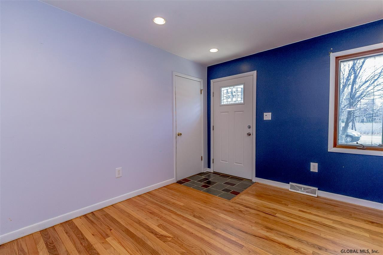 8 Carr Road Wilton, NY 12866 - Photo 4 of 23 Photo 4