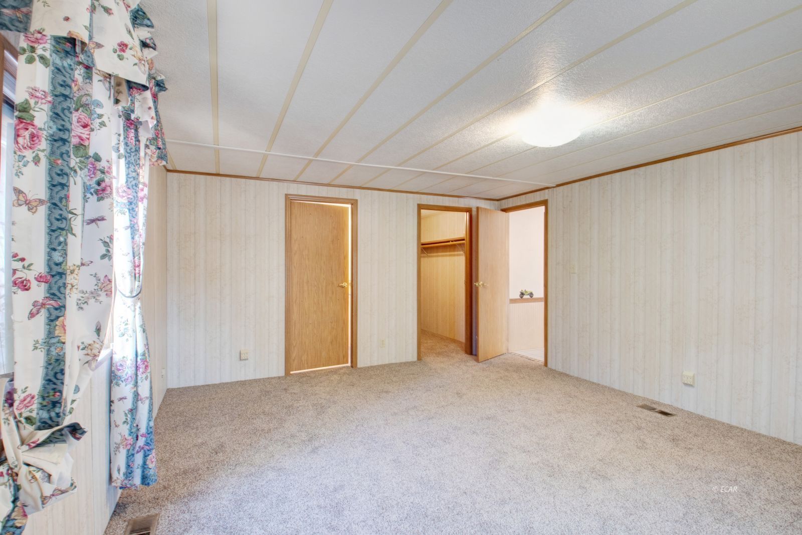 635 Spring Valley Parkway Spring Creek, NV 89815 - Photo 16 of 31