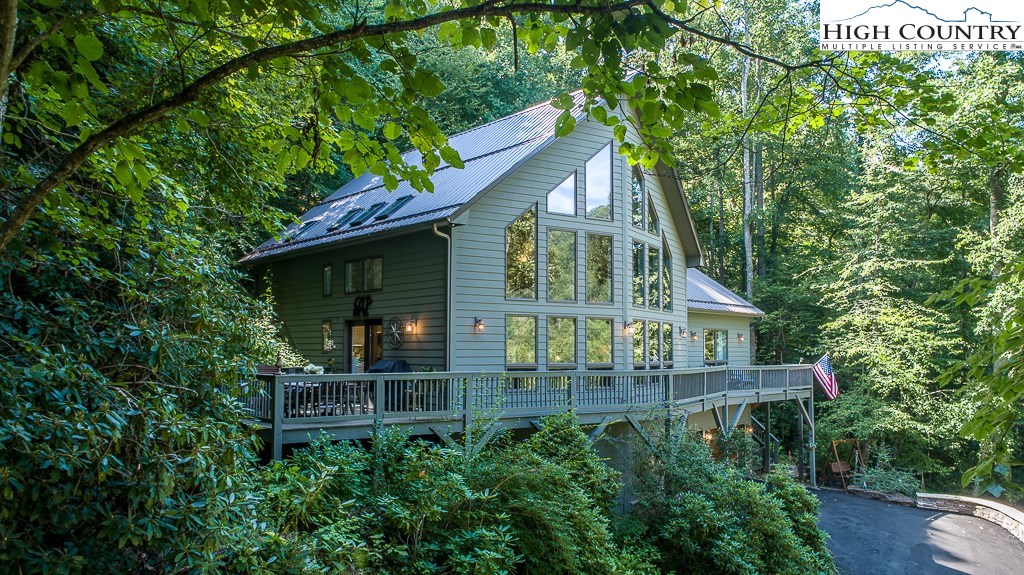 2177 Broadstone Road Banner Elk, NC 28604 - Photo 3 of 35 Gallery Image 3