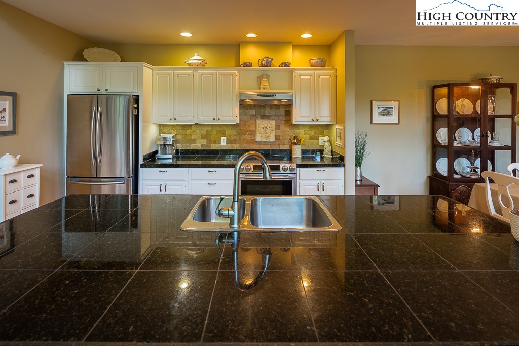 2177 Broadstone Road Banner Elk, NC 28604 - Photo 10 of 35 Gallery Image 10