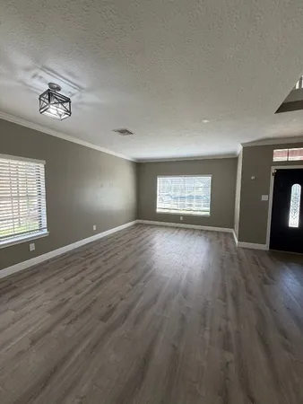 $349,500 | 14610 Cobre Valley Drive, Houston, TX 77062