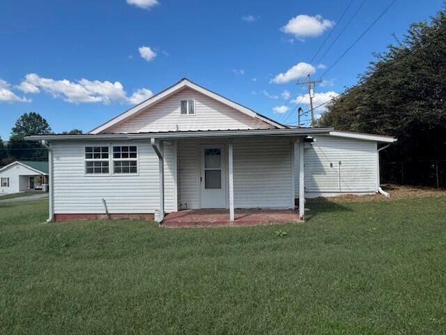 123 Groves Road Pikeville, TN 37367 - Photo 2 of 11 2