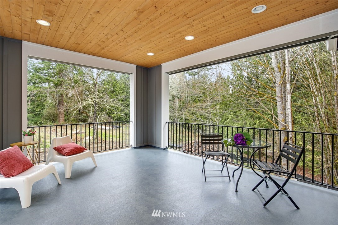 28730 Northeast Tolt Hill Road Carnation, WA 98014 - Photo 11 of 25 Gallery Image 11