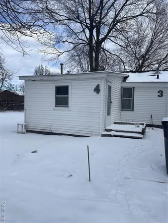 $800 | Undisclosed Address, Oxford, MI 48371