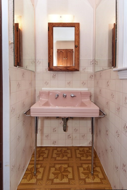 22 Indian Spring Road Ashland, MA 01721 - Photo 17 of 29