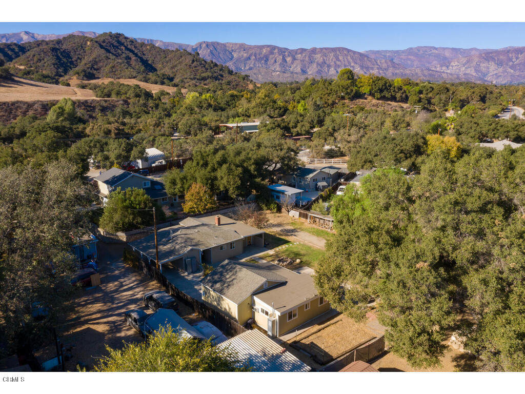 564 Burnham Road Oak View, CA 93022 - Photo 5 of 37 a view of a city with mountain