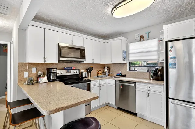 $325,000 | 750 Southwest Port St Lucie Boulevard, Port St. Lucie, FL 34953