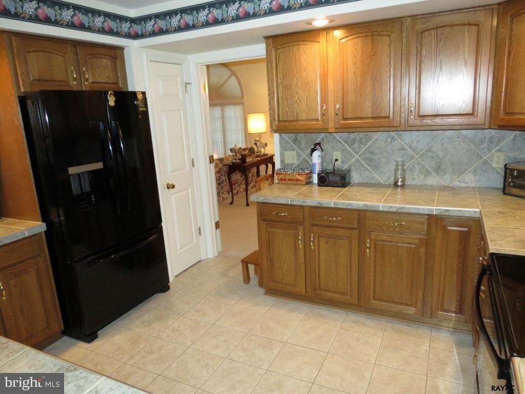 3680 Cheltenham Road York, PA 17402 - Photo 11 of 36 Gallery Image 11