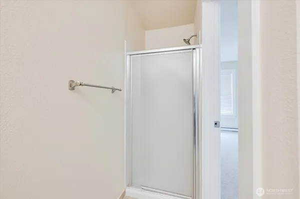 $399,950 | 14600 Northeast 32nd Street, Unit I16, Bellevue, WA 98007