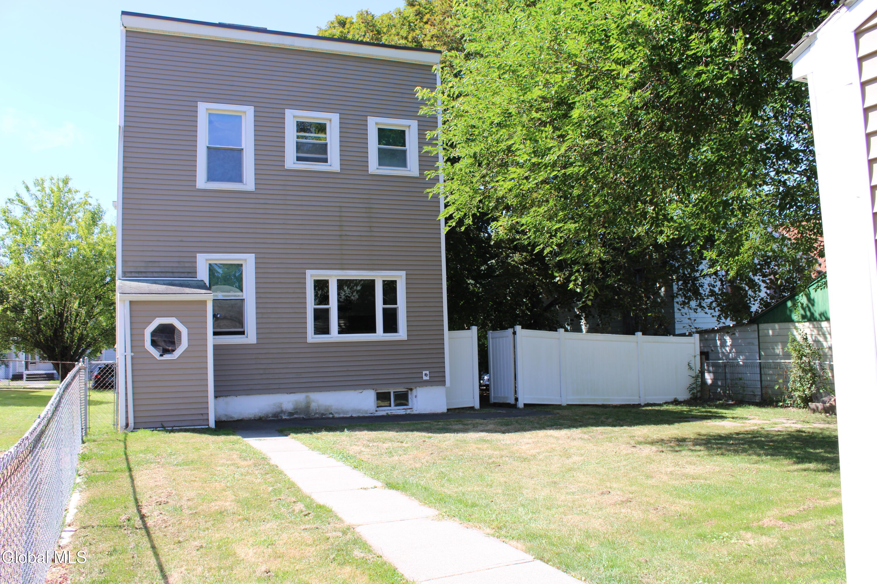 107 3rd Avenue Rensselaer, NY 12144 - Photo 2 of 46 2